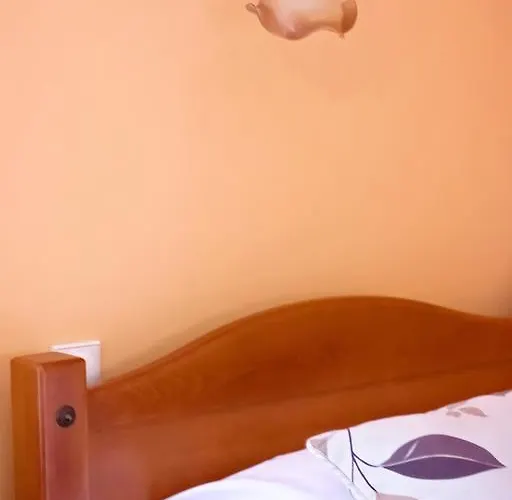 Готель Hotel Holiday 4*