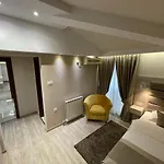 Hotel Holiday Hotel