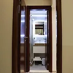 Hotel Holiday