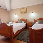 Hotel Holiday Hotel 4*