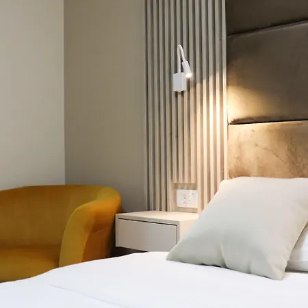 호텔 Hotel Holiday