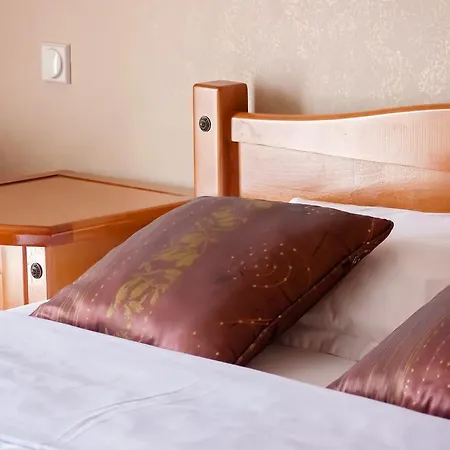 Hotel Holiday Hotel 4*