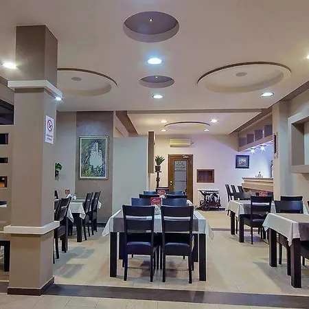 Hotel Holiday 波德戈里察