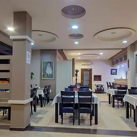 Hotel Holiday 波德戈里察