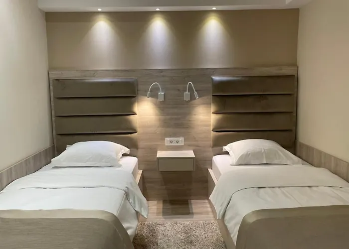 Hotel Holiday Hotel 4*