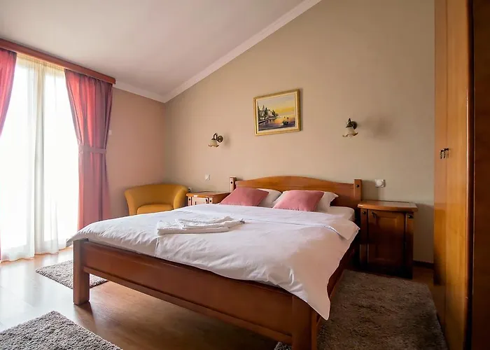 Hotel Holiday Podgorica