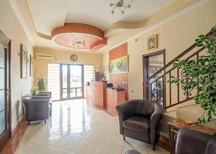 Hotel Holiday Hotel 4*